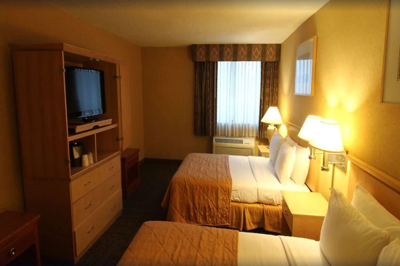דאלאס Clarion Hotel Park Central מראה חיצוני תמונה