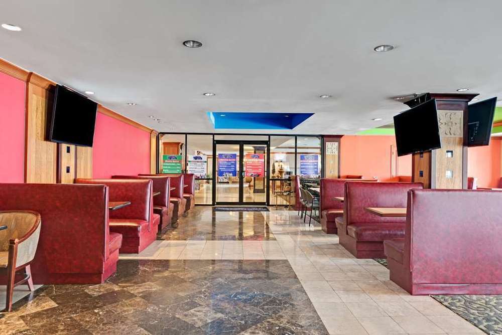 דאלאס Clarion Hotel Park Central מסעדה תמונה
