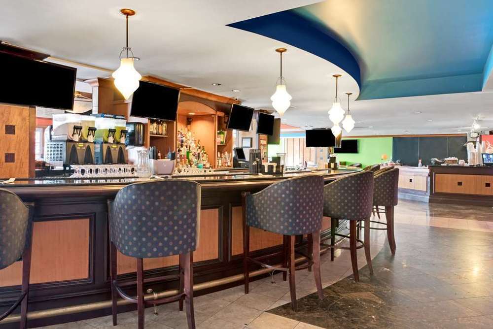 דאלאס Clarion Hotel Park Central מסעדה תמונה