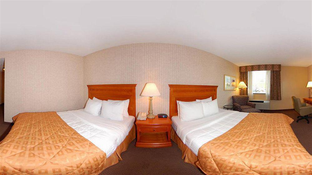 דאלאס Clarion Hotel Park Central מראה חיצוני תמונה